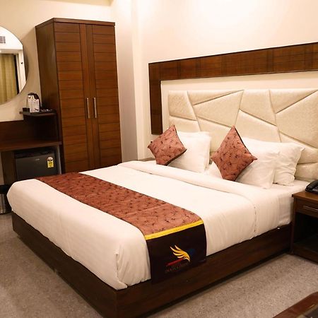 Hotel Doon'S Pride دهرادون المظهر الخارجي الصورة